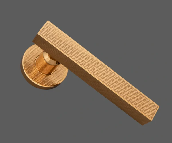 Polished Brass unlacquered finishes on our Beardmore LIM1001 Lever Handle.