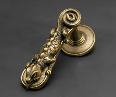 Nepal Lizard Brass Door Handle 5.5" 