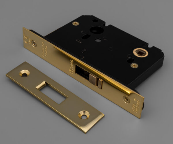 Polished Brass Unlacquered finish on the Beardmore LO1025 door lock.